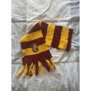 Harry Potter Gryffindor Knit Scarf Red & Yellow Striped With Crest